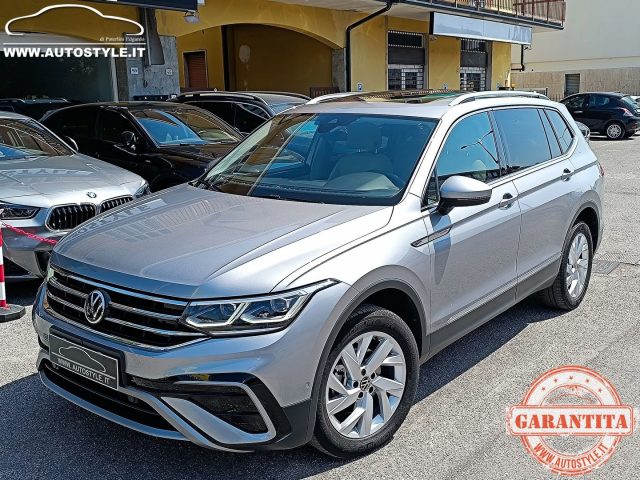 VOLKSWAGEN Tiguan Allspace usata, con Volante in pelle