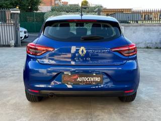 RENAULT Clio usata, con Alzacristalli elettrici