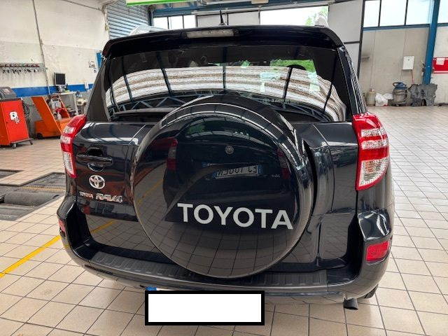 TOYOTA RAV 4 MY23 usata, con Cerchi in lega