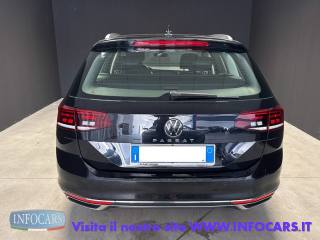 VOLKSWAGEN Passat Variant usata, con Sedili sportivi