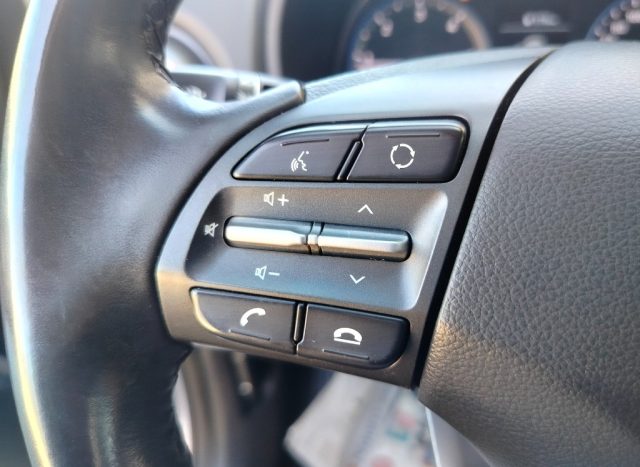 HYUNDAI Kona usata, con Bracciolo