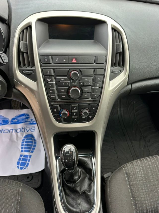 OPEL Astra usata, con Cruise Control