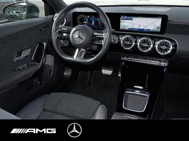 MERCEDES-BENZ A 180 usata, con Cerchi in lega