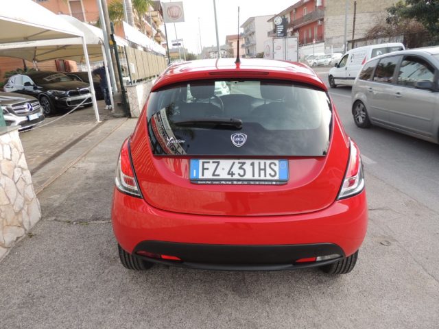 LANCIA Ypsilon usata, con Controllo trazione