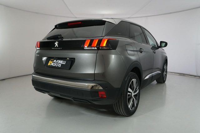 PEUGEOT 3008 usata, con Airbag