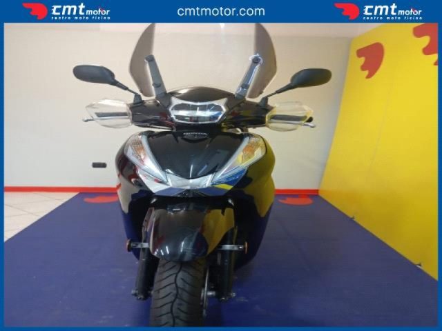 HONDA SH 300 i usata 10