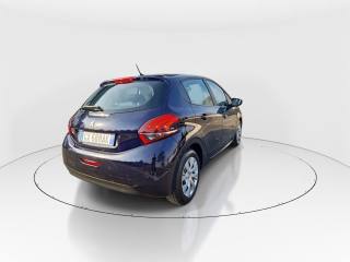 PEUGEOT 208 usata, con Airbag