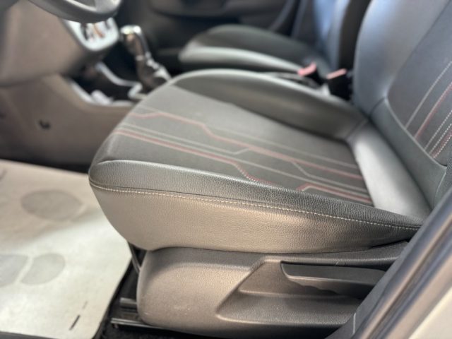 OPEL Corsa usata, con Lettore CD