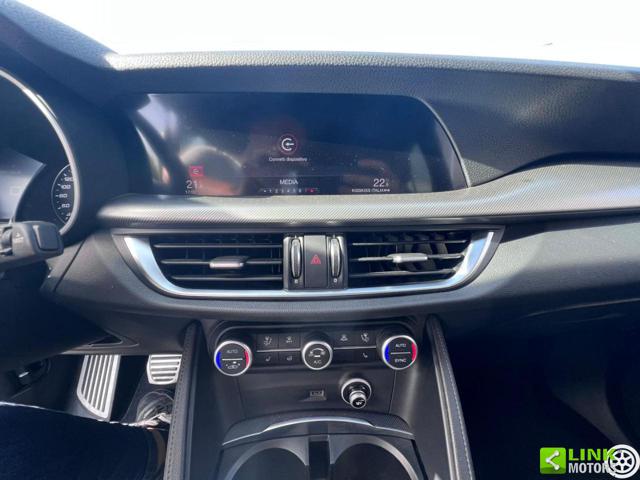 ALFA ROMEO Stelvio usata, con Sedili sportivi