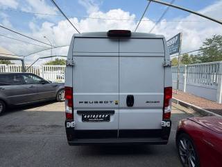 PEUGEOT Boxer usata, con Alzacristalli elettrici