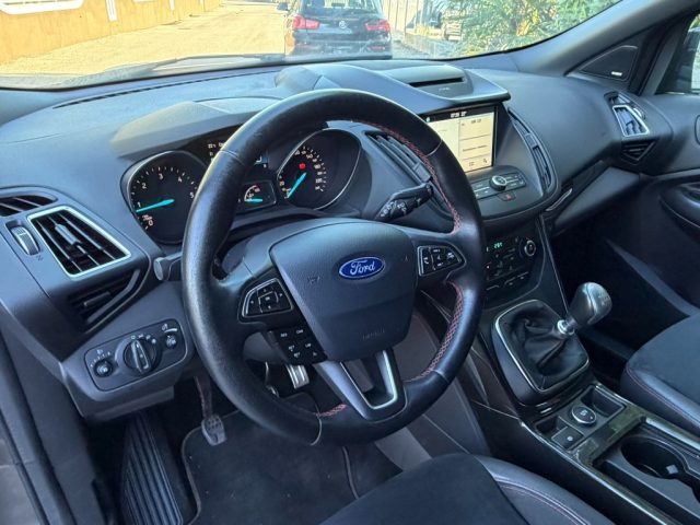 FORD Kuga usata, con Fari Xenon