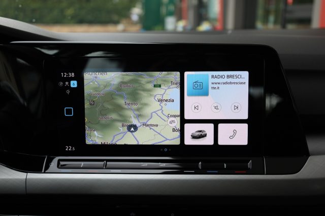 VOLKSWAGEN Golf usata, con Fari full-led