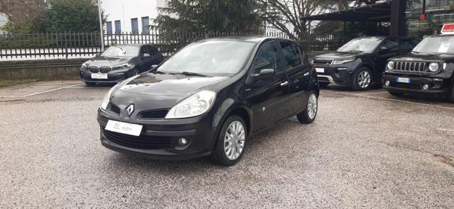 RENAULT Clio usata, con Cruise Control