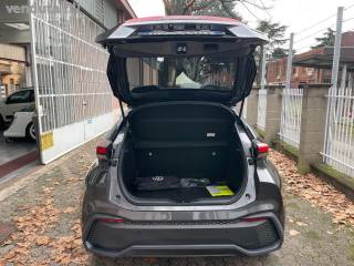 TOYOTA C-HR usata, con ESP