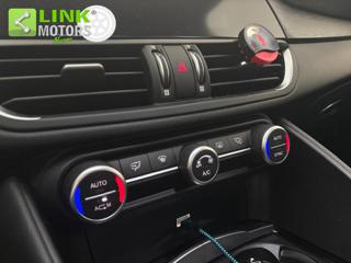 ALFA ROMEO Giulia usata, con Luci diurne LED