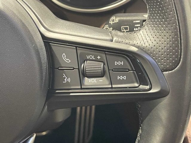 ALFA ROMEO Stelvio usata, con Bluetooth