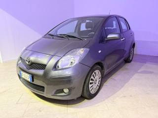 TOYOTA Yaris usata 2