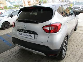 RENAULT Captur usata, con Boardcomputer