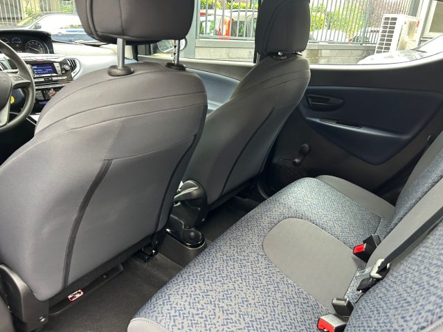 LANCIA Ypsilon usata, con ESP