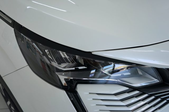 PEUGEOT 3008 usata 24