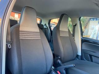VOLKSWAGEN up! usata, con Fendinebbia