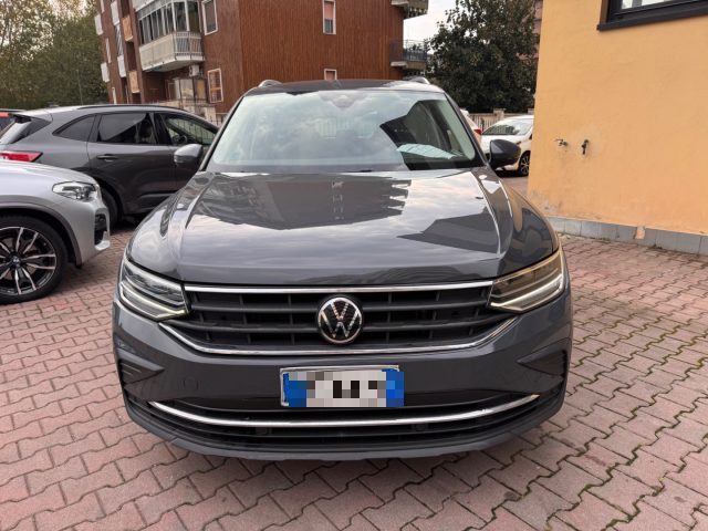 VOLKSWAGEN Tiguan usata, con Airbag