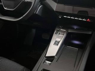 PEUGEOT 308 usata, con Sedile posteriore sdoppiato