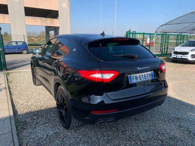 MASERATI Levante usata, con Airbag laterali