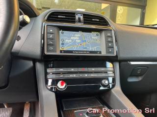JAGUAR F-Pace usata, con Fari Xenon