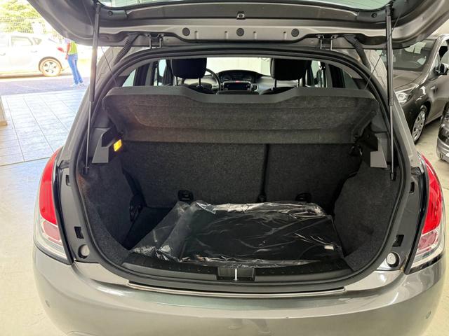 LANCIA Ypsilon usata, con Servosterzo