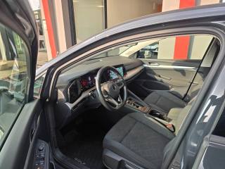 VOLKSWAGEN Golf usata, con Autoradio digitale