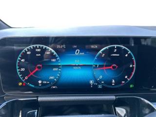MERCEDES-BENZ GLA 180 usata, con Cruise Control