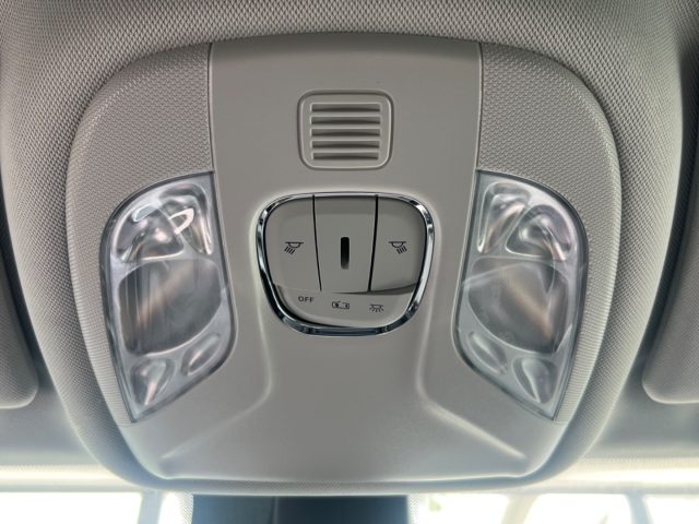 JEEP Compass usata, con Volante in pelle