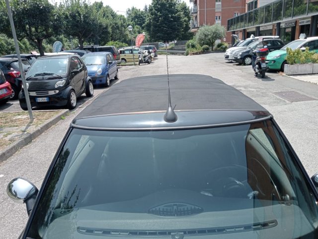 MINI Cabrio usata 17