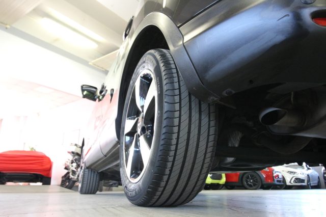 NISSAN Qashqai usata, con Vetri oscurati