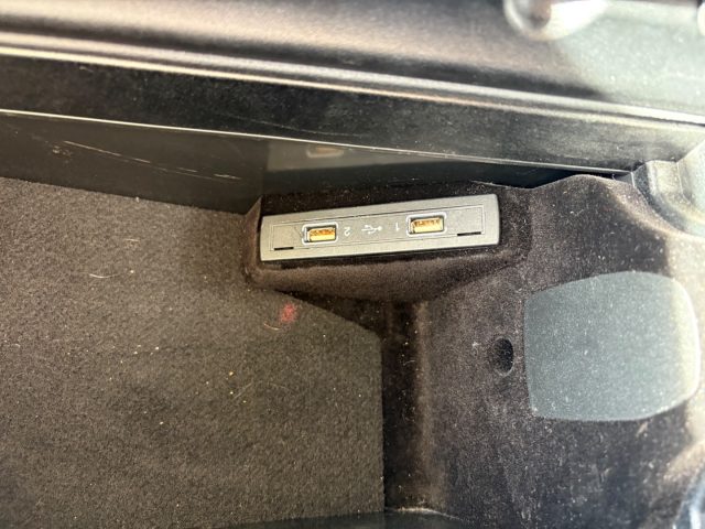 MERCEDES-BENZ E 200 usata, con Sensore di pioggia