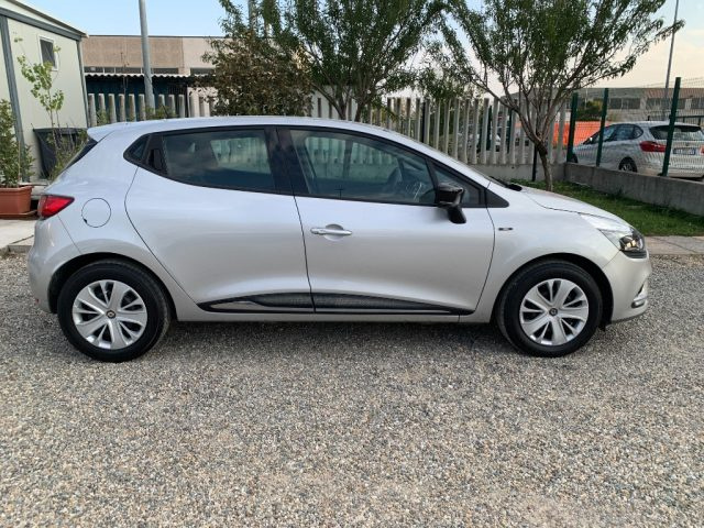 RENAULT Clio usata, con Autoradio