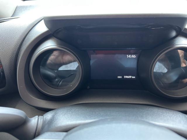 TOYOTA Yaris usata, con Controllo automatico clima