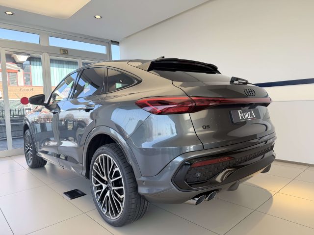 AUDI Q5 usata, con USB