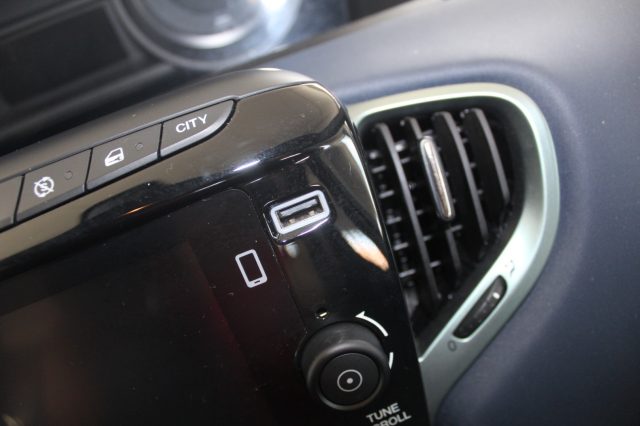 LANCIA Ypsilon usata, con Immobilizzatore elettronico