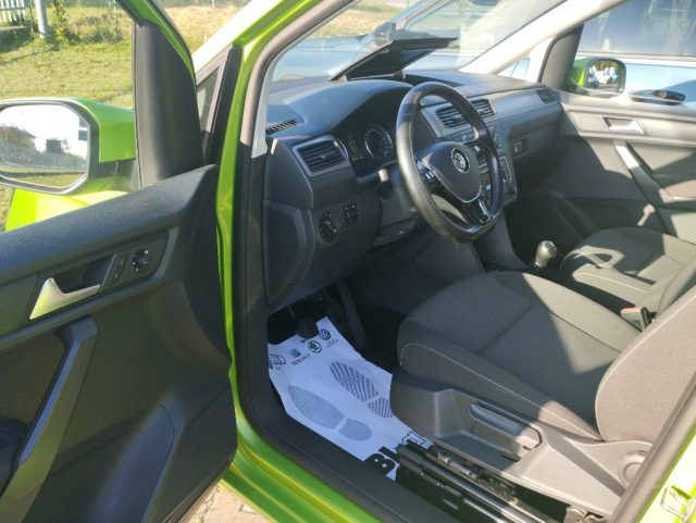 VOLKSWAGEN Caddy usata, con Autoradio