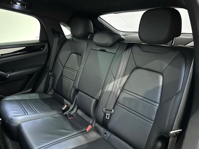 PORSCHE Cayenne usata, con Cronologia tagliandi