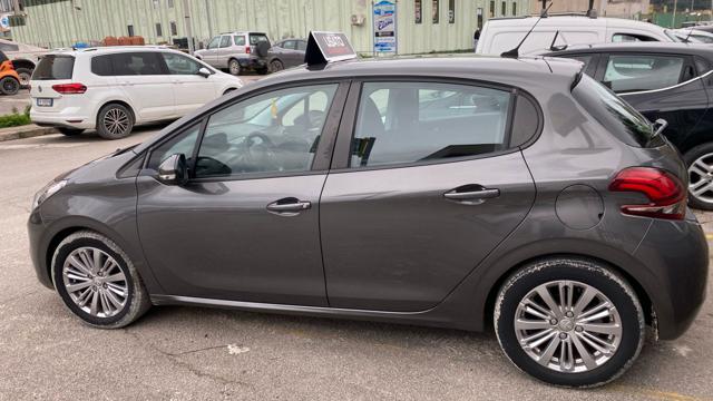 PEUGEOT 208 usata, con Airbag Passeggero
