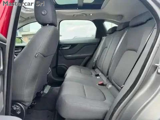 JAGUAR F-Pace usata, con Servosterzo