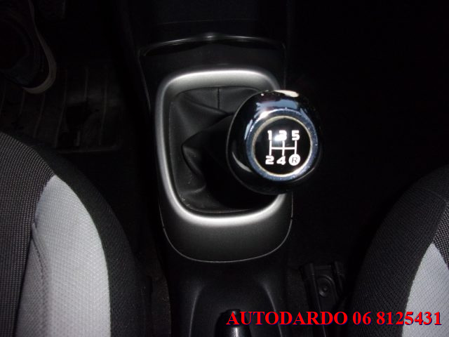 TOYOTA Aygo usata, con Autoradio
