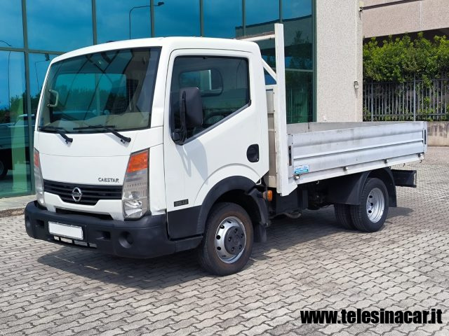 NISSAN usata 1