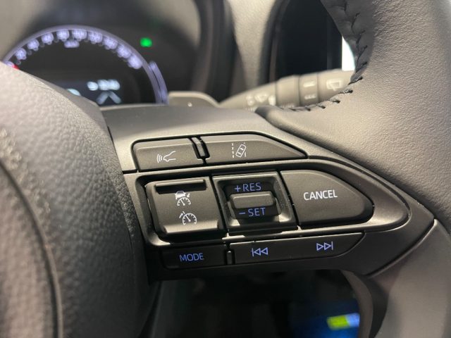 TOYOTA Aygo X usata, con Autoradio digitale
