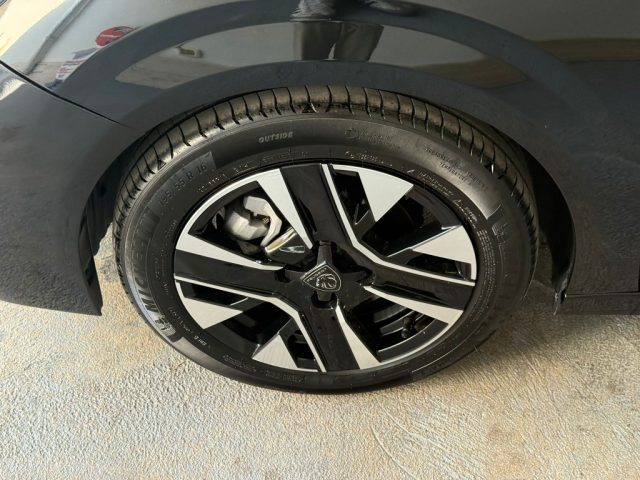 PEUGEOT 208 usata, con Airbag testa