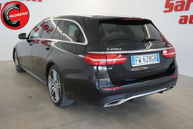 MERCEDES-BENZ E 220 usata, con Cerchi in lega