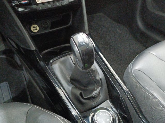 PEUGEOT 2008 usata, con Climatizzatore
